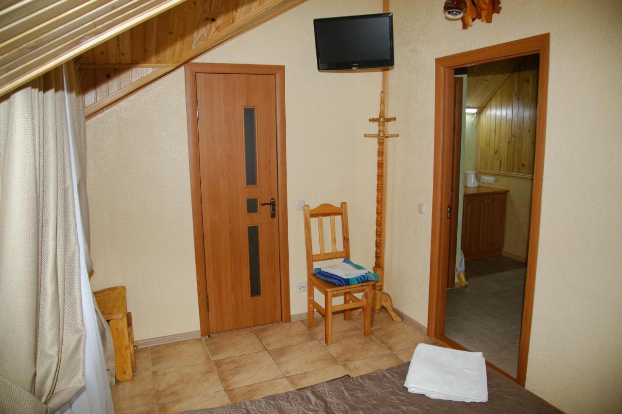 Mini-hotel Yandrusi photo 3