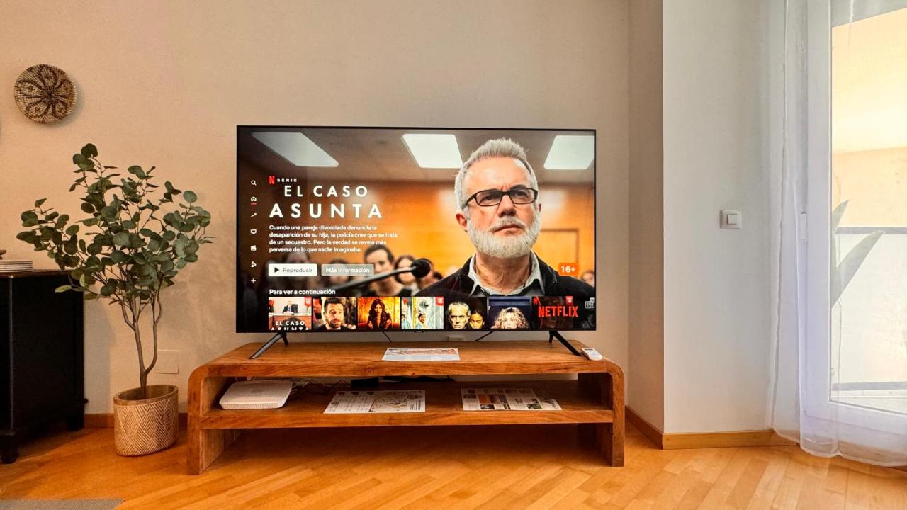 Exclusive Lerma - Smart TV de 75", Netflix y Parking Gratis - 6