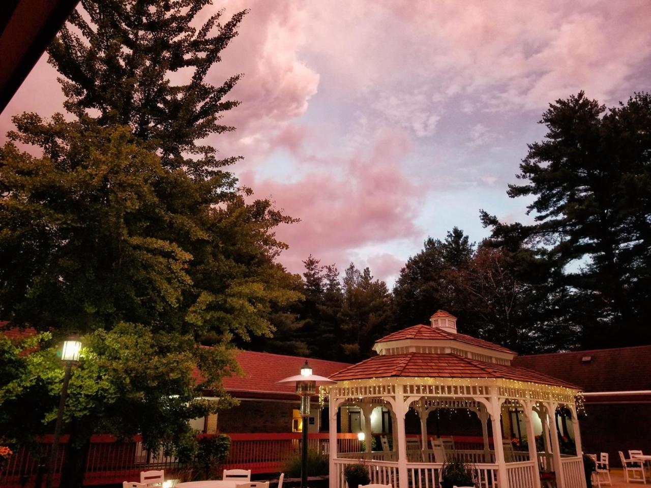 The Inn at Crumpin-Fox photo 2