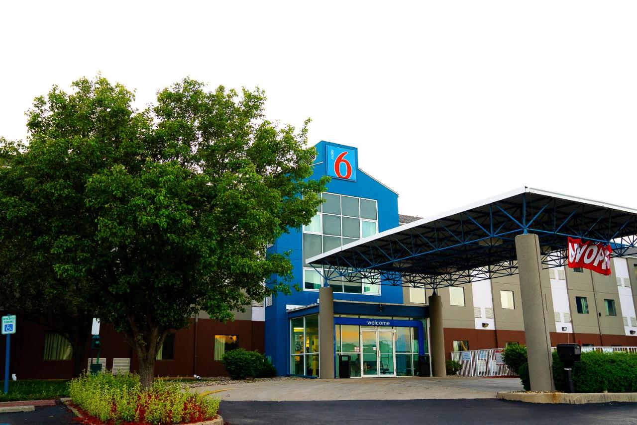 Motel 6 Caseyville, IL photo 4