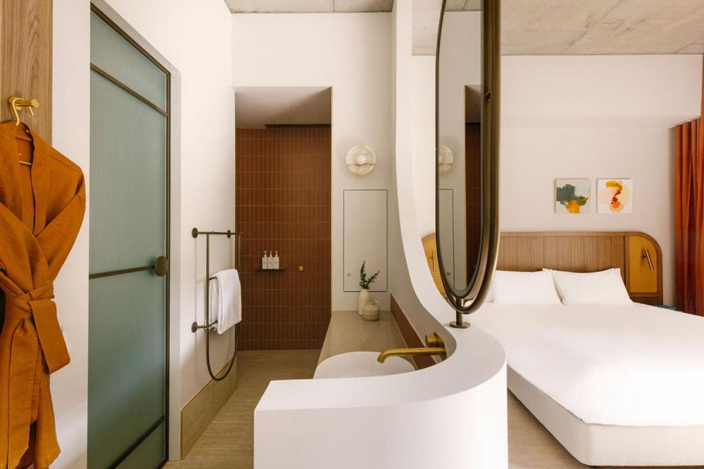 Basq House photo 2
