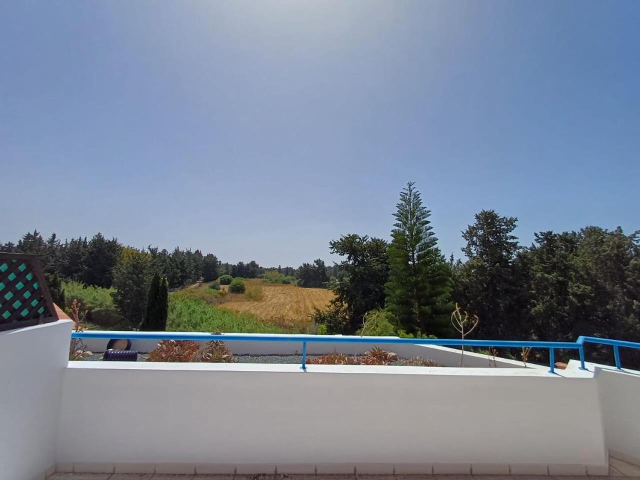 Paradise Gardens - superb large 3 bed 2 bath apt - 5