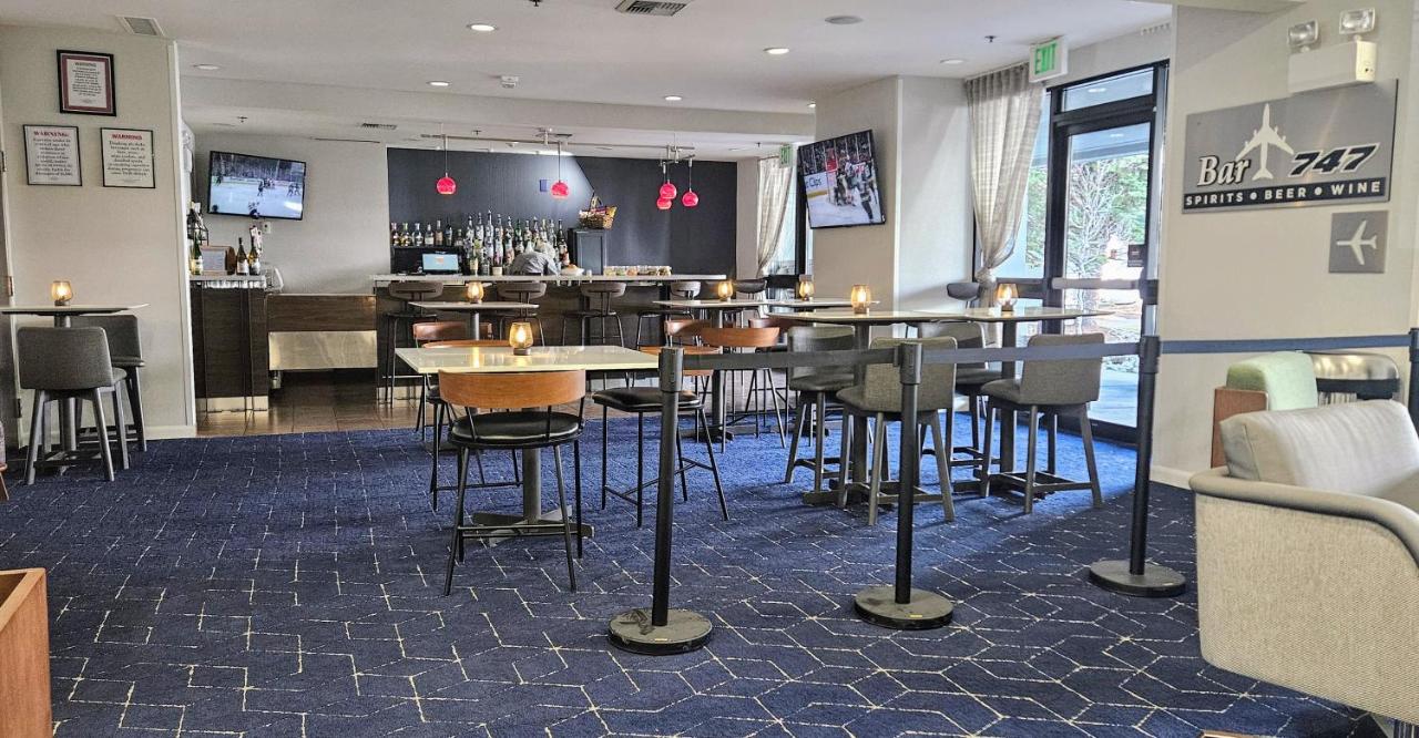 Photo - Courtyard by Marriott Anchorage Airport