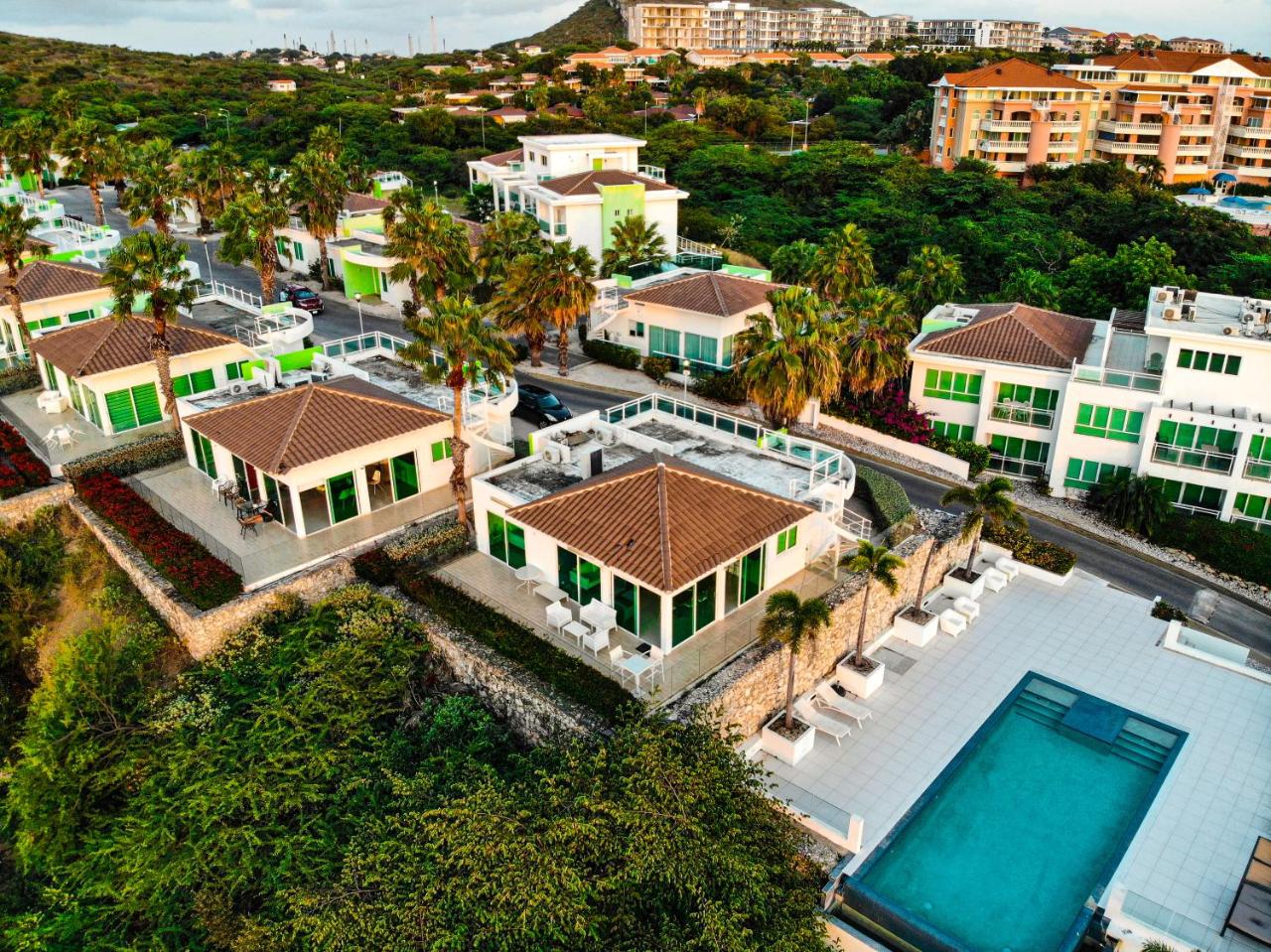Piscadera Harbour Village Thumbnail