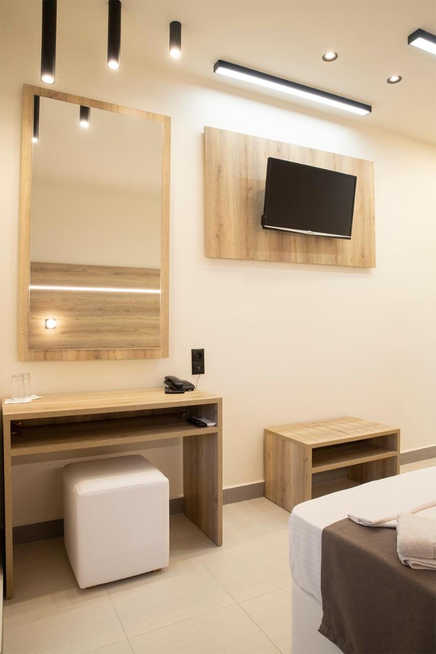 Dafni Plus Hotel - 6