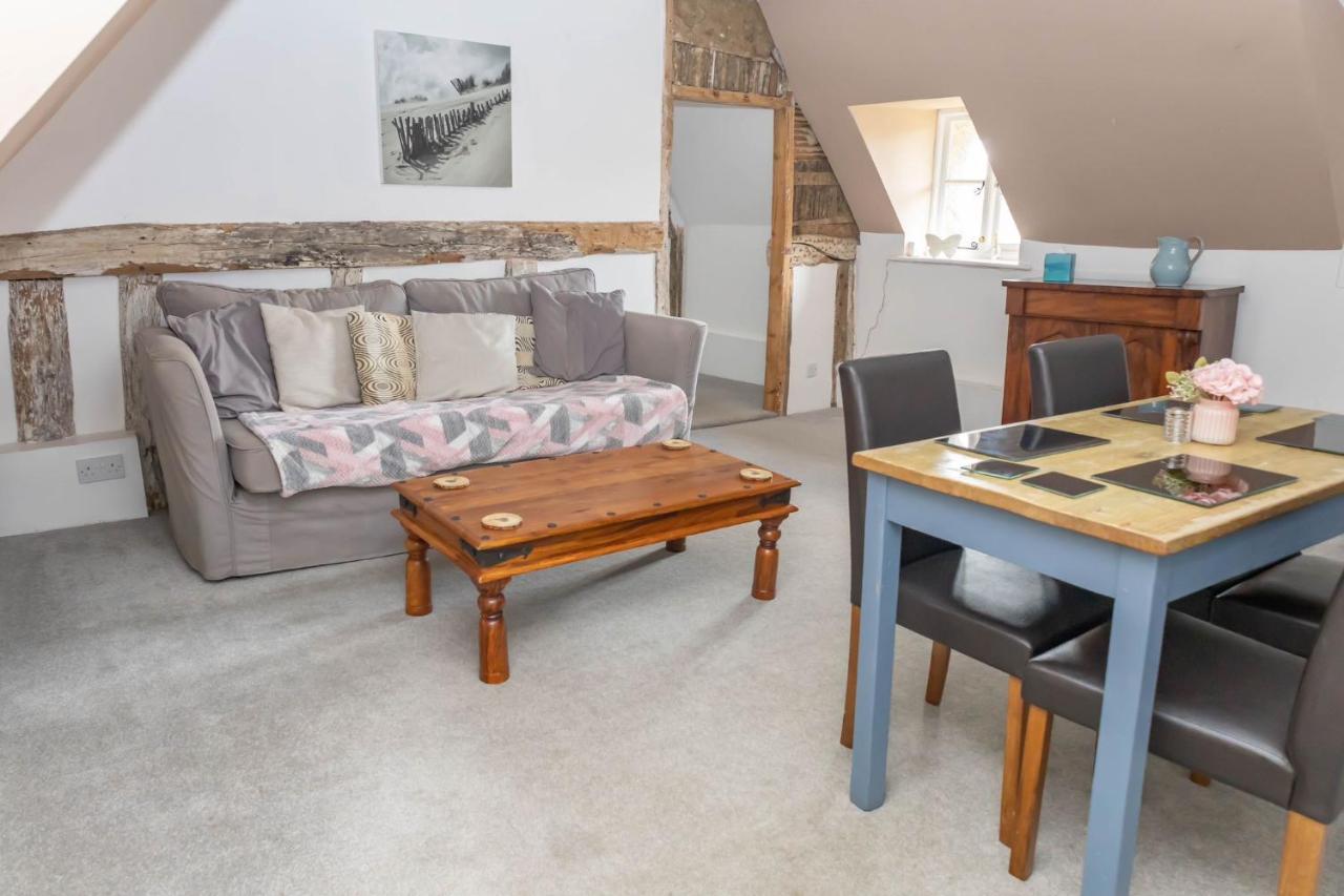 The Thatched Flat at The Sorrel Horse - 2