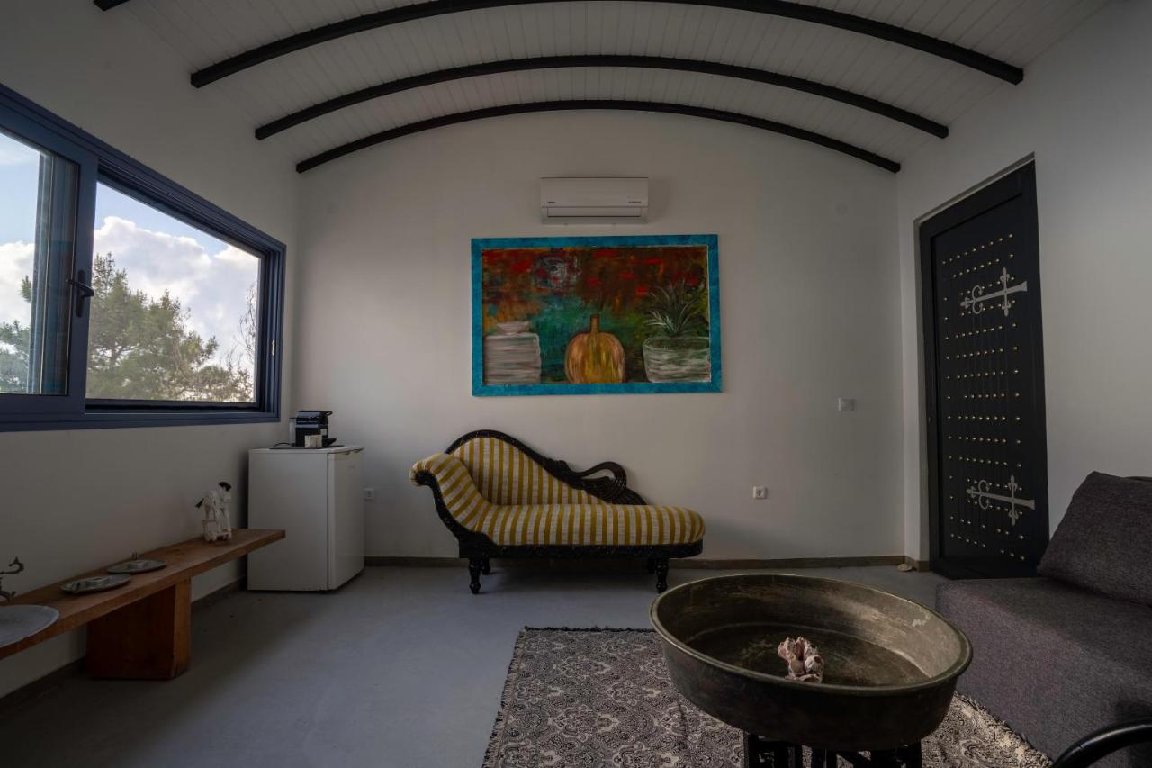 Serenity Boutique Suites photo 2