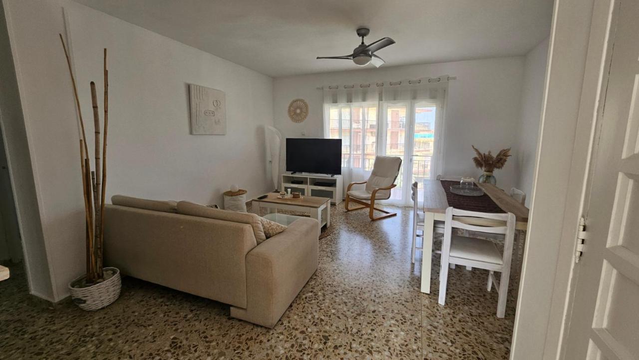 Apartamentos La Goleta 1 - 3