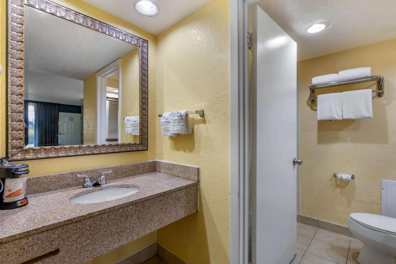 Clarion Inn International Drive photo 4