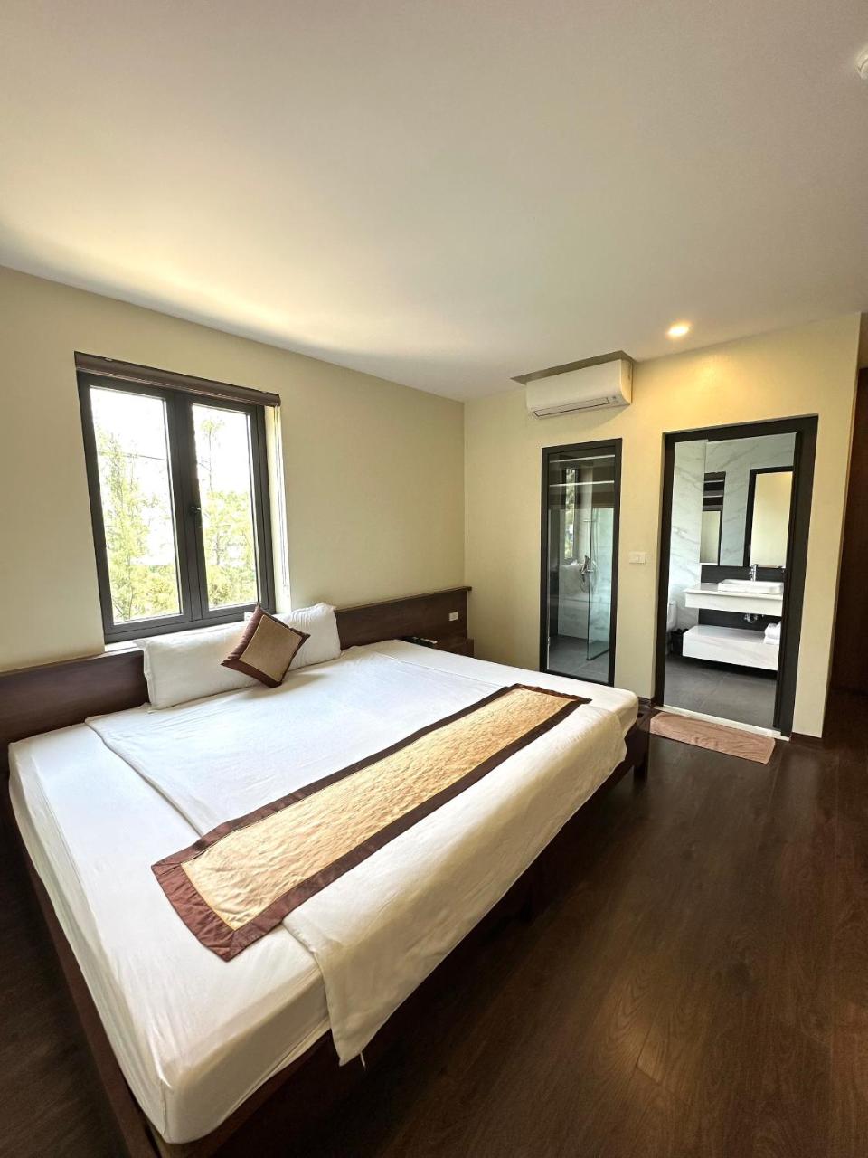 Boston Halong Hotel photo 2