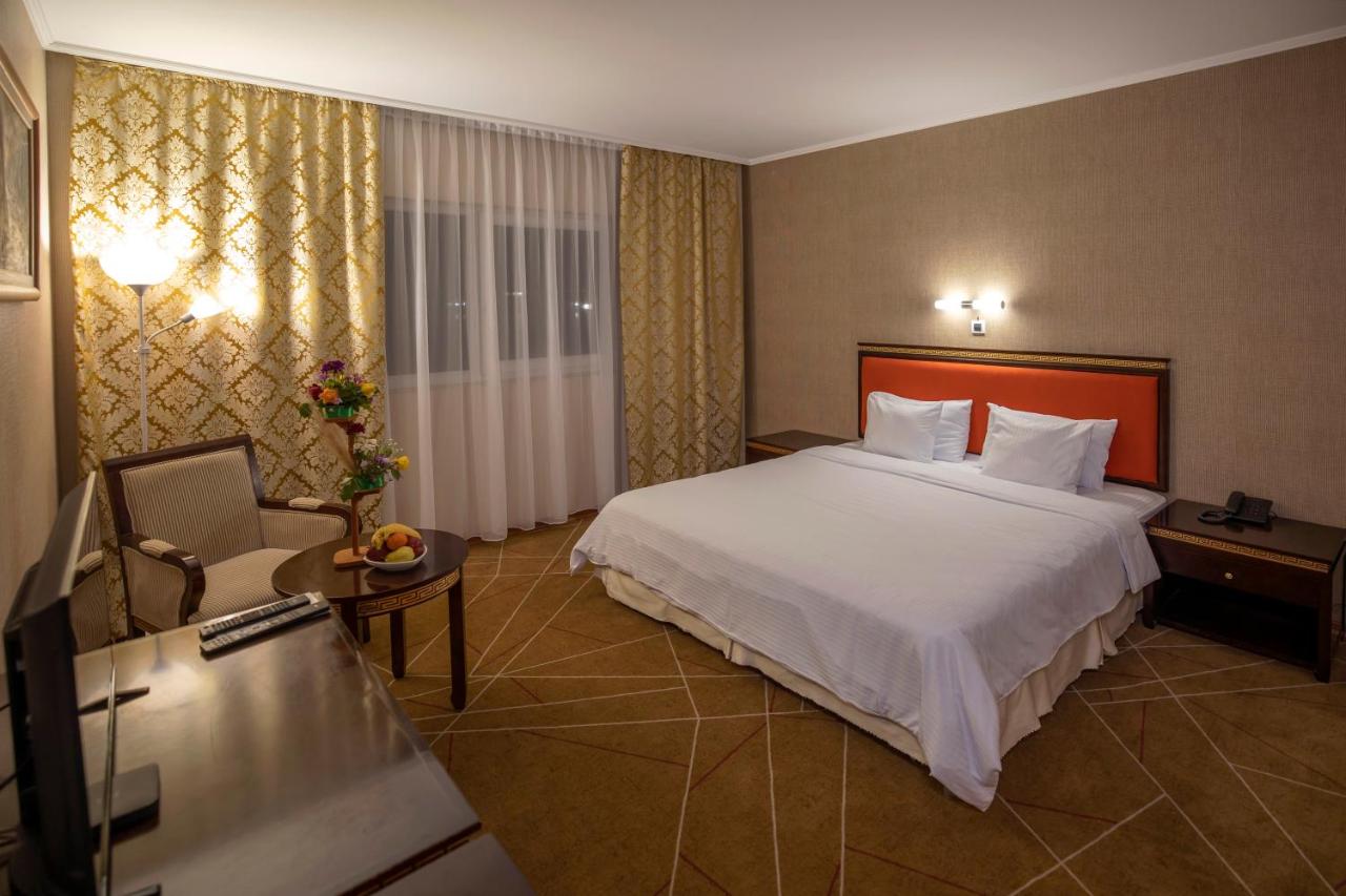 Hotel Aquastar Danube photo 2