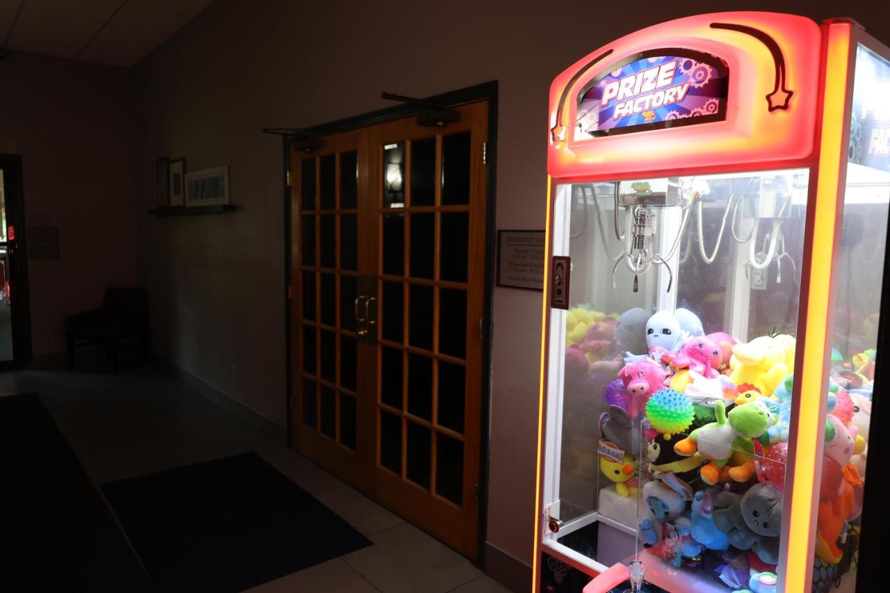 Country Inn & Suites by Radisson, Sparta, WI photo 3