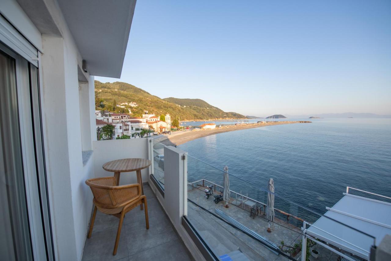 Flisvos Beachfront Apartments photo 3