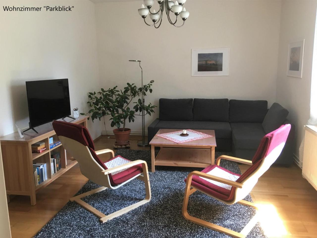 Ferienwohnung Kastanienblick oder Parkblick, oder unser Radlerzimmer! - 3