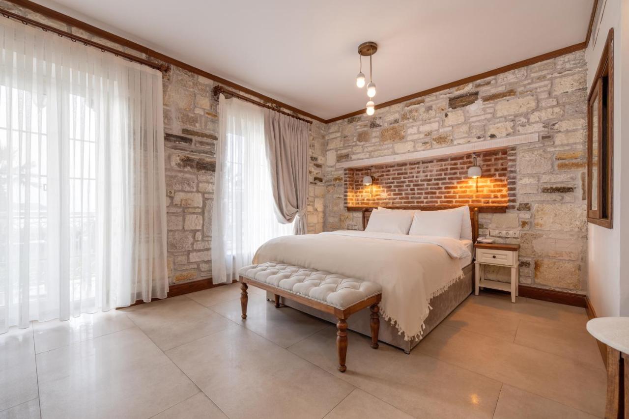 Navalia Hotel photo 3