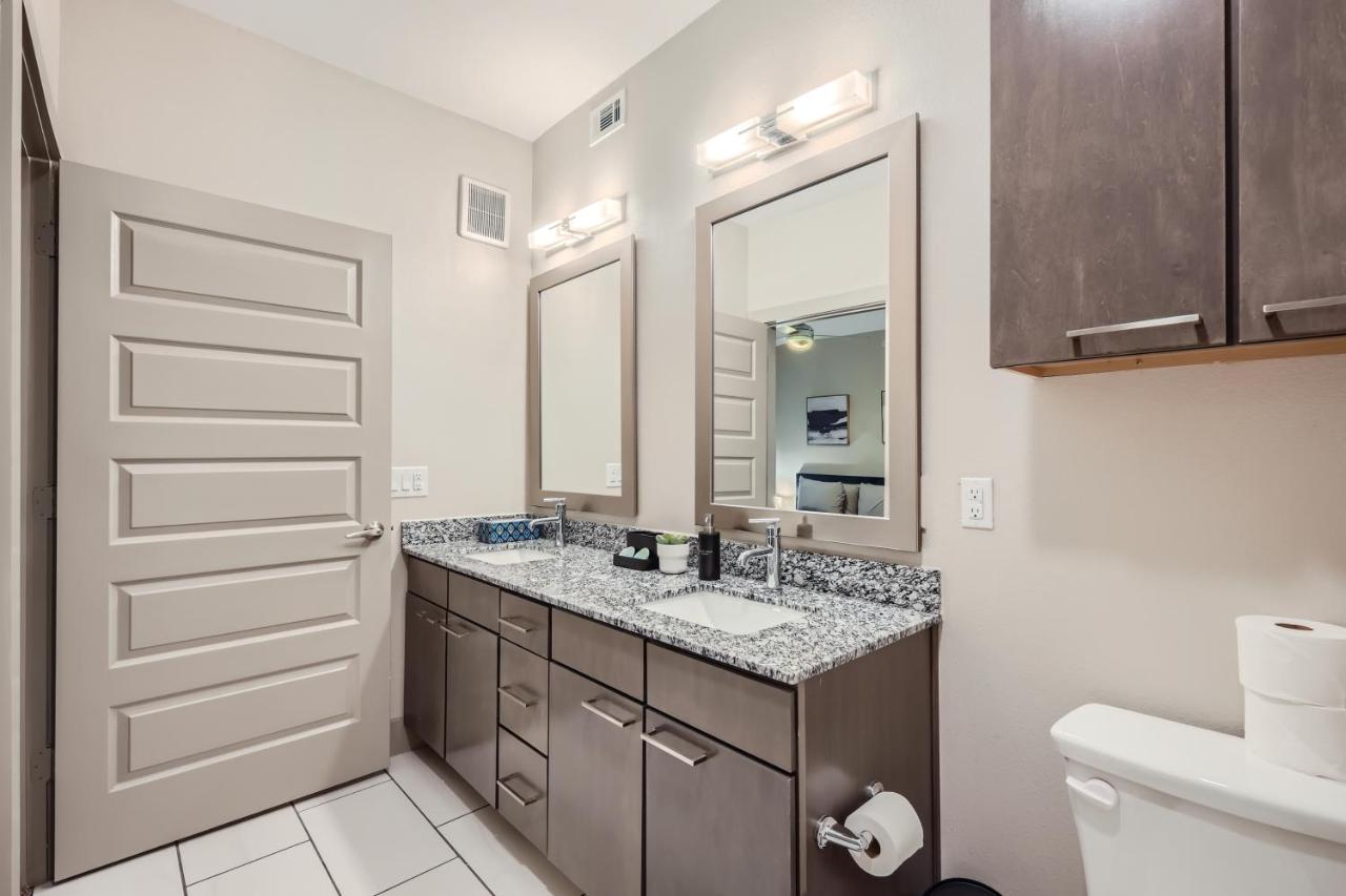 Cozy 2-bedroom apartment in lovely Austin - 3