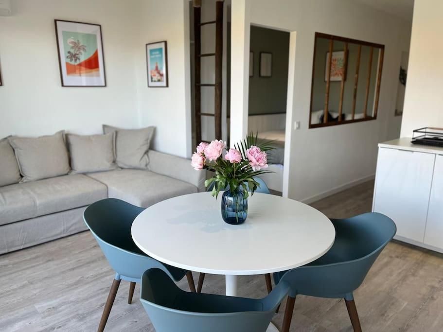 New apartment with swimming pool - 4