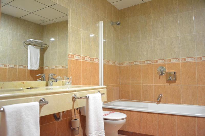 Hotel & Spa PLAZA Arriate photo 2
