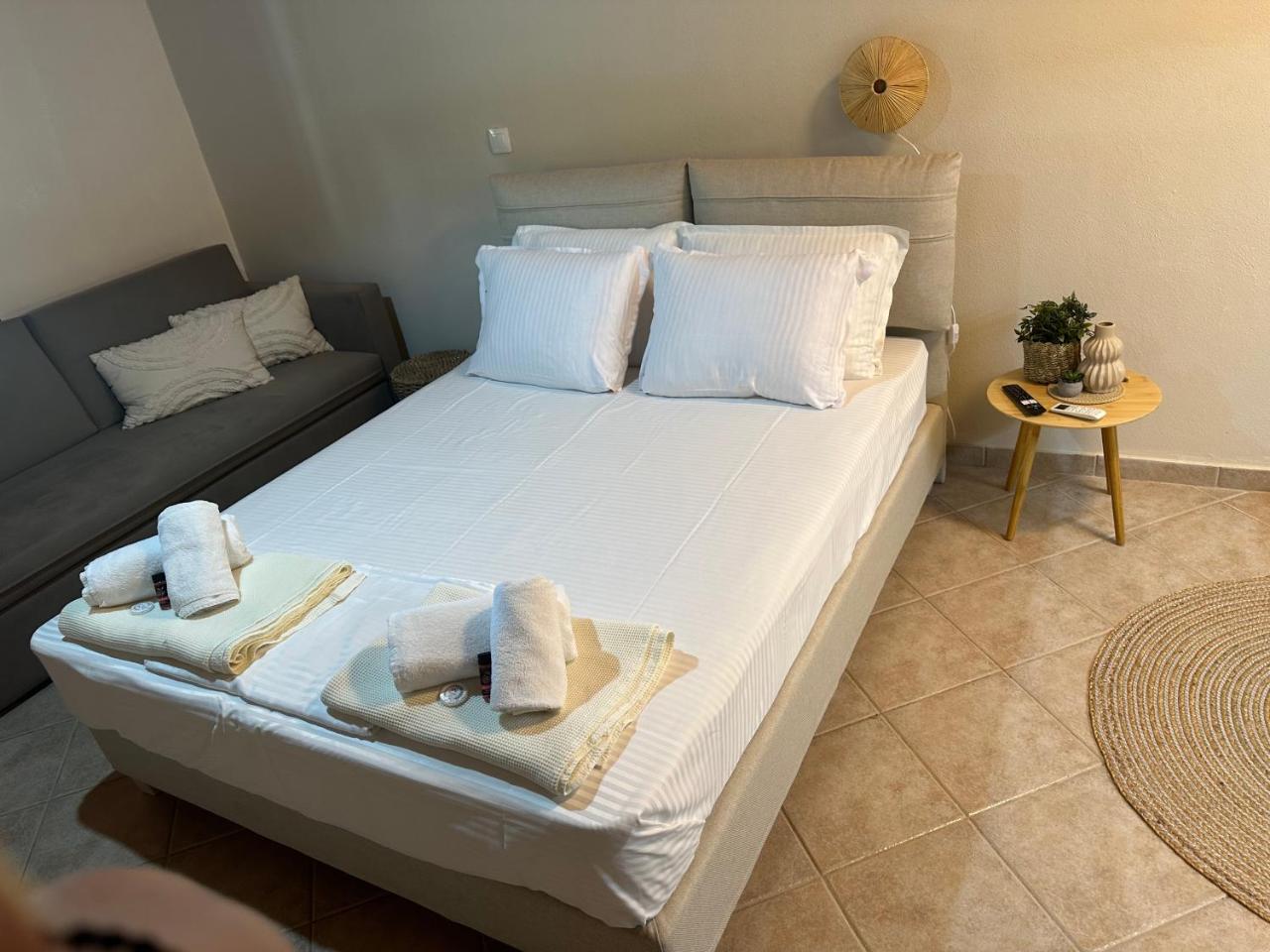 AB Apartments - 2