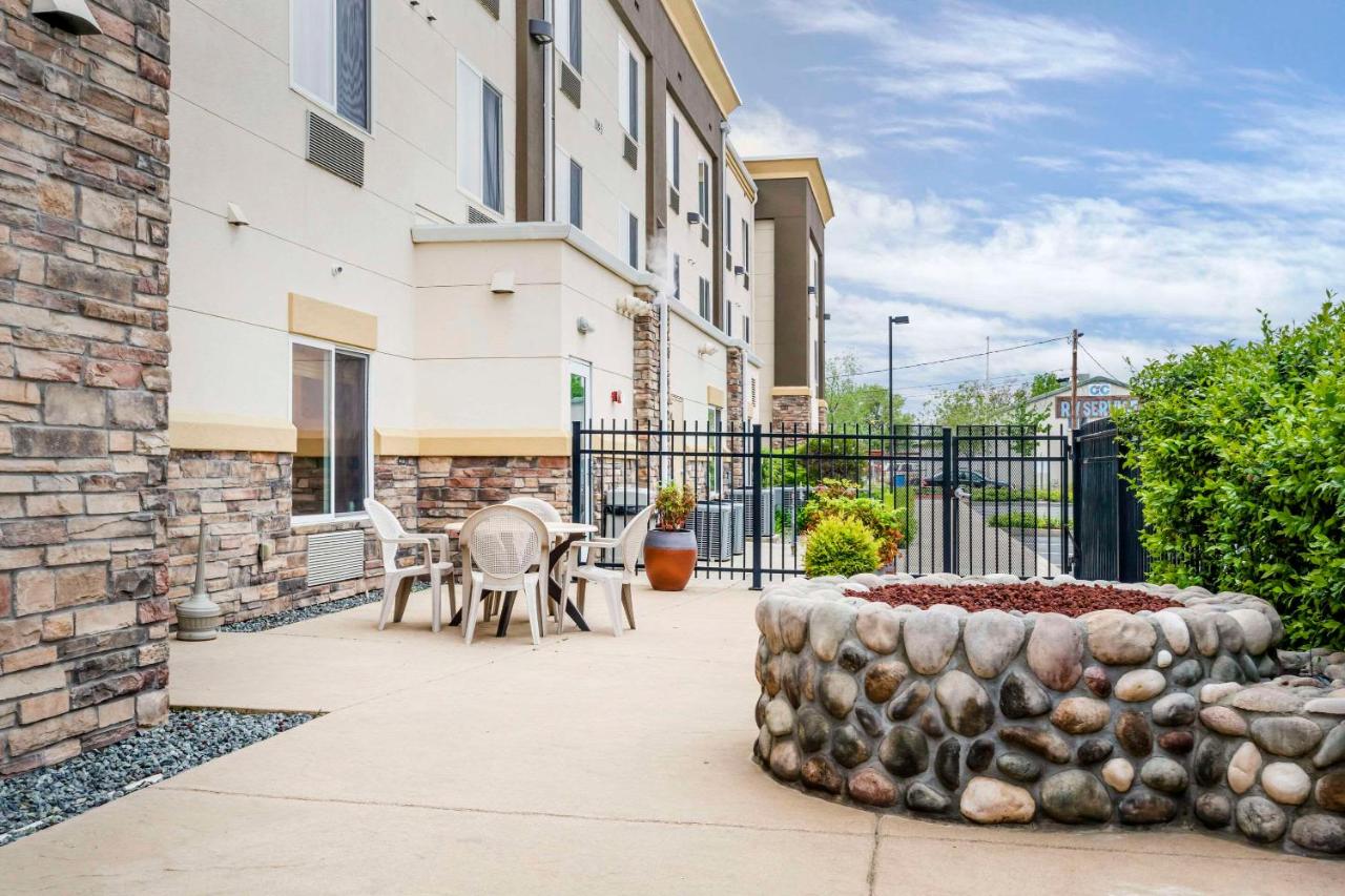 Foto - Comfort Suites Redding  Shasta Lake