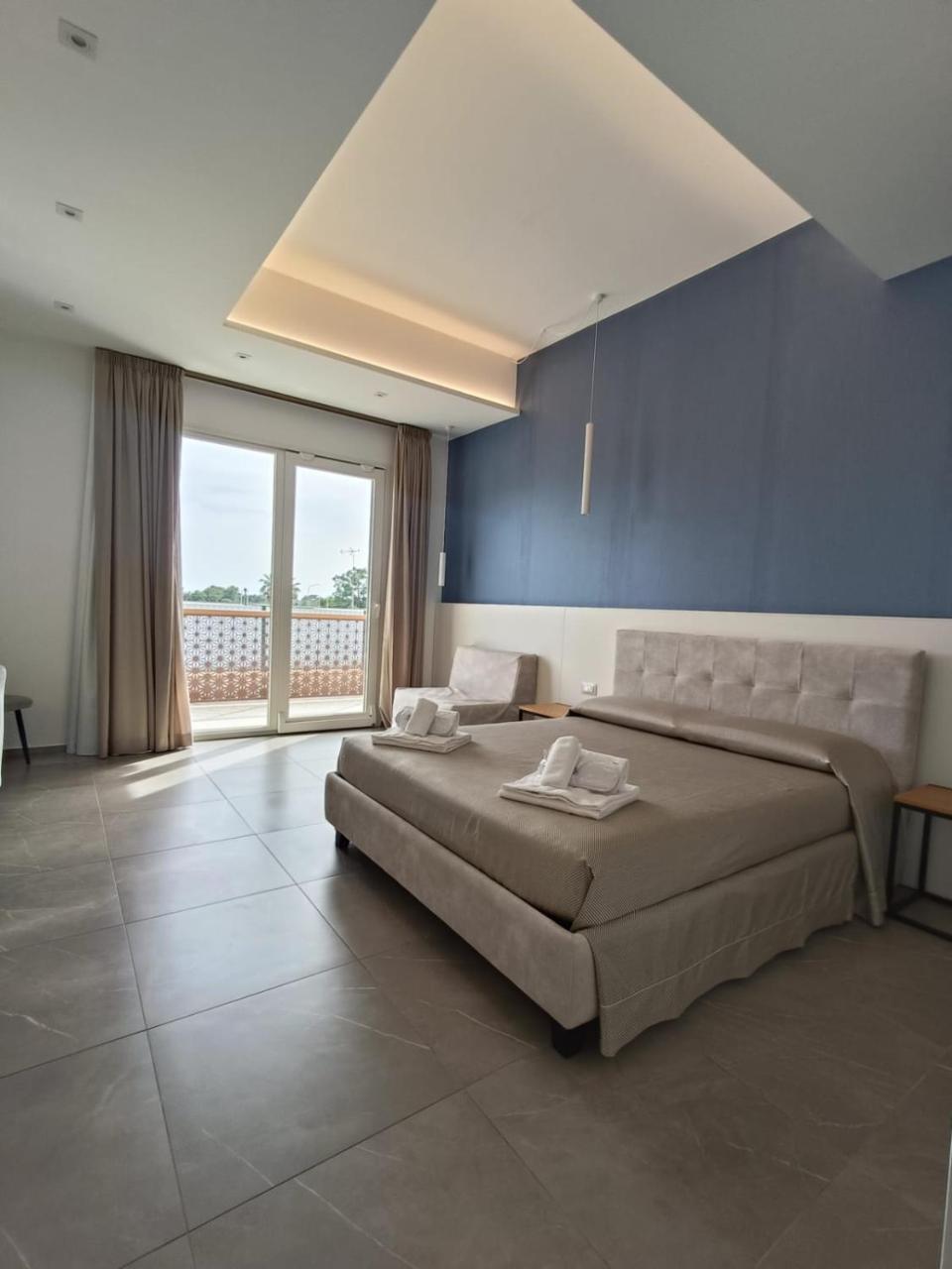 Hotel Posidonia - 4