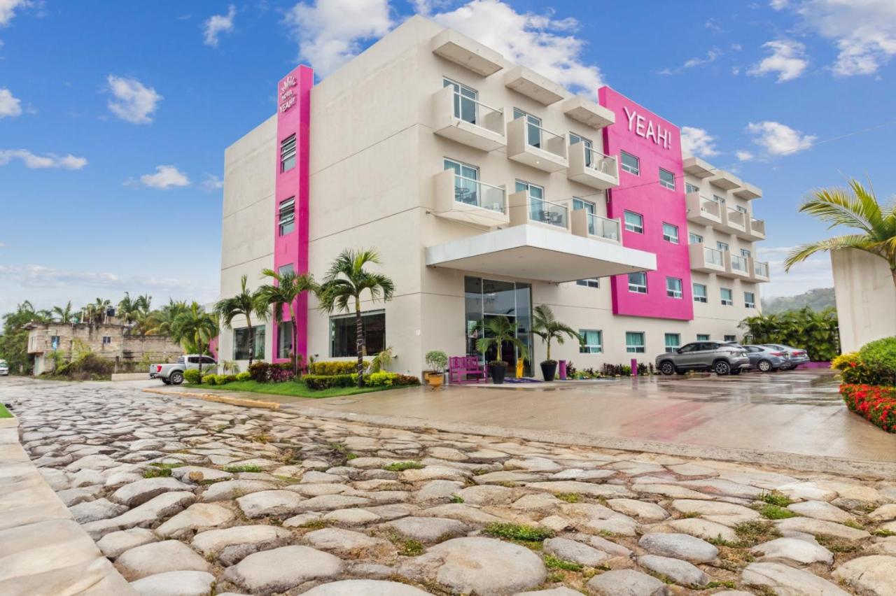 Hotel Yeah Rincón de Guayabitos