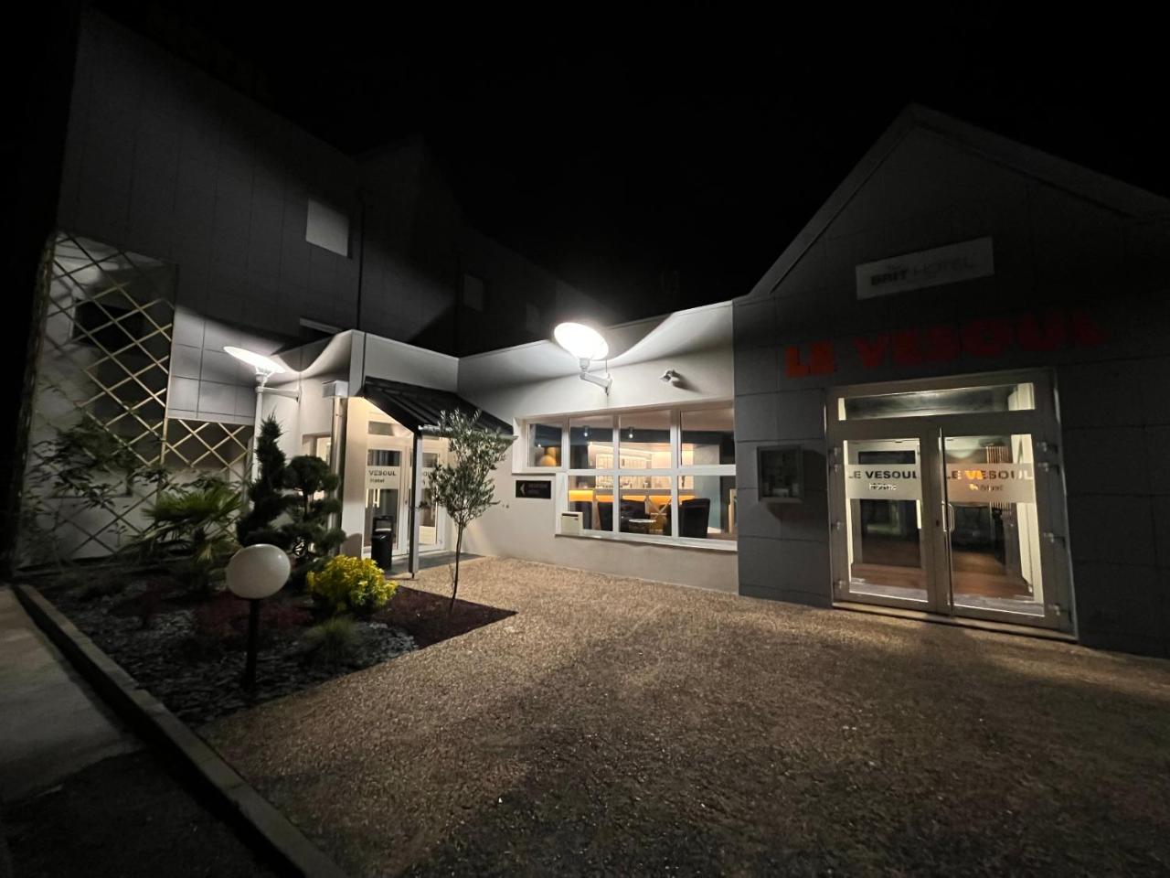 BRIT HOTEL LE VESOUL