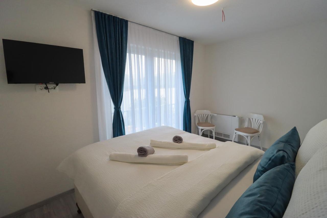 Tadic apartments and rooms by the shore of Rama Lake - 5