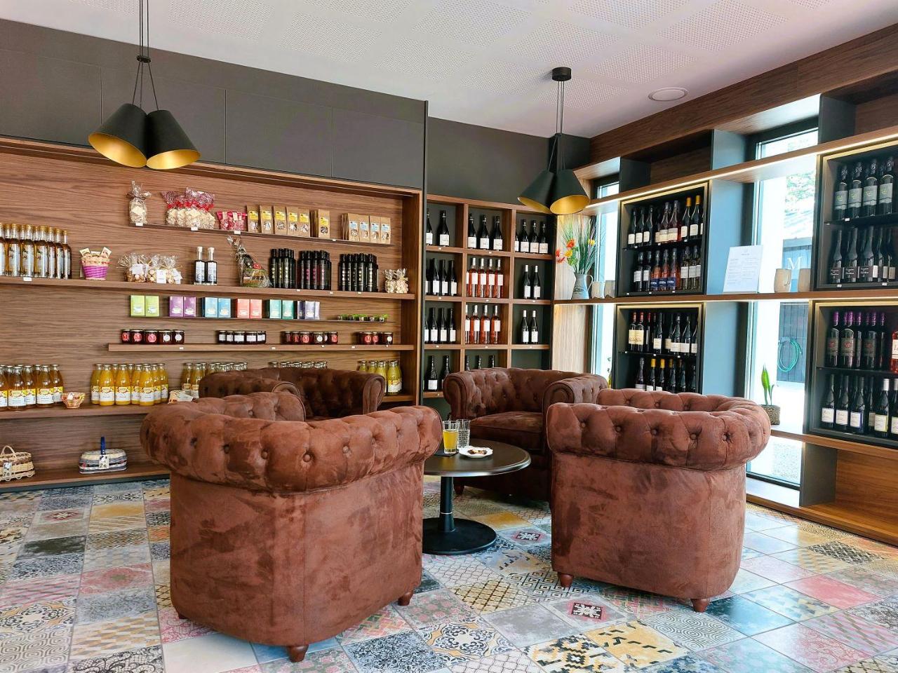 Logis Auberge Les Murets Hotel Restaurant Spa - 3