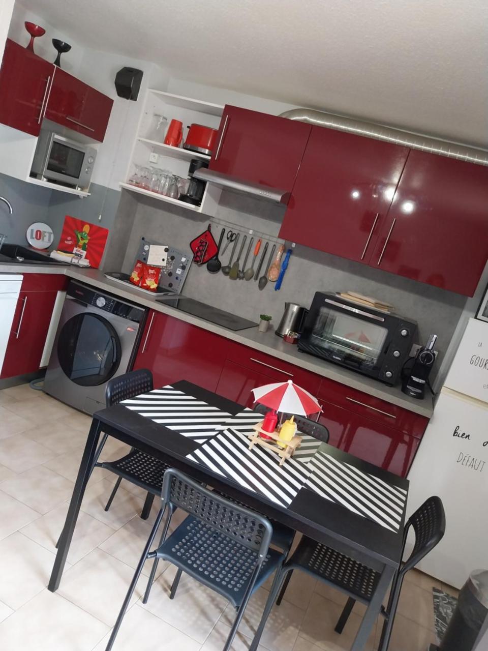 Le Petit Coeur à Canet - Superbe T2 piscine, tennis, climatisation, parking privé - 2