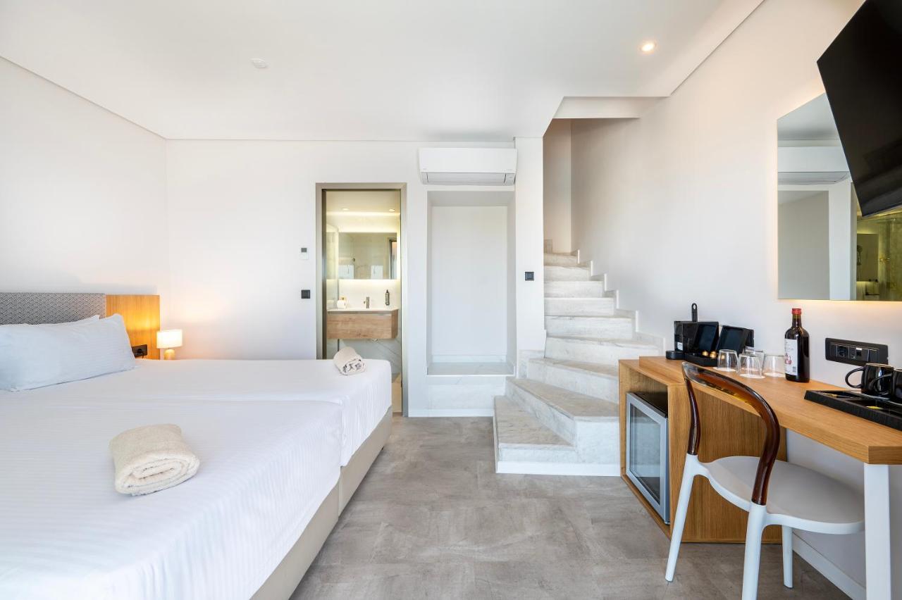Athina Palace Resort & Spa photo 4