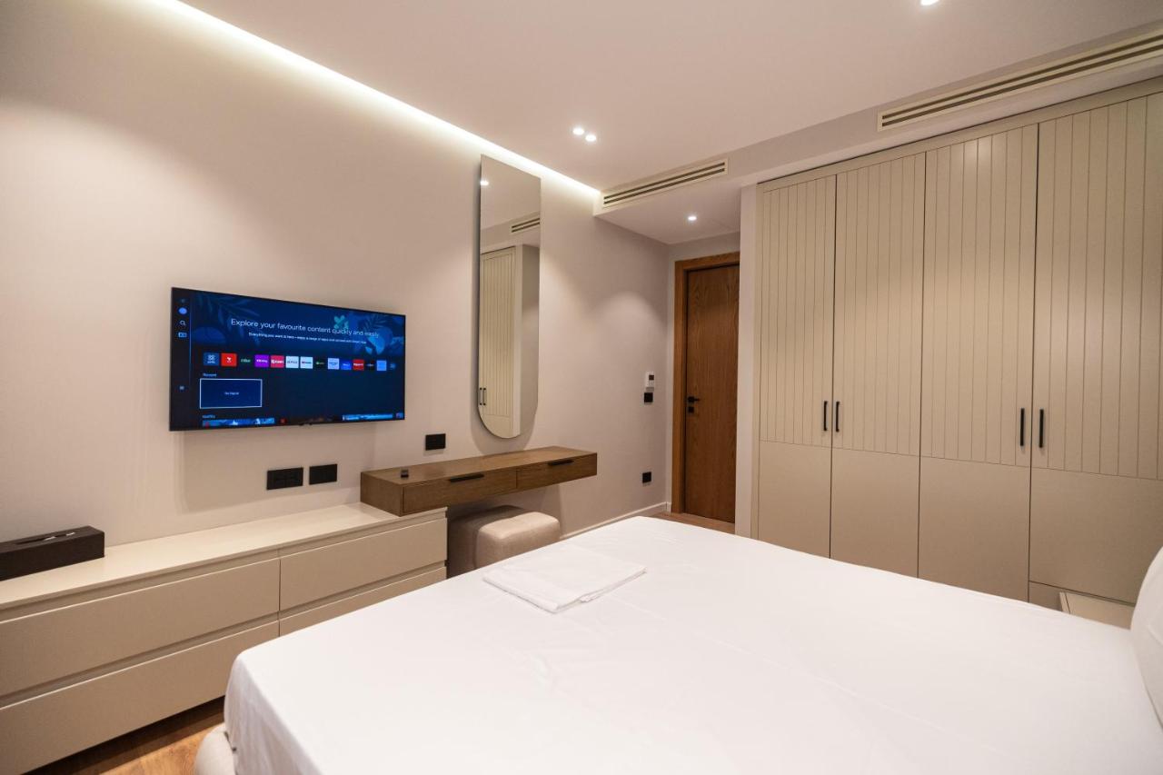 Miramare Apartments photo 2