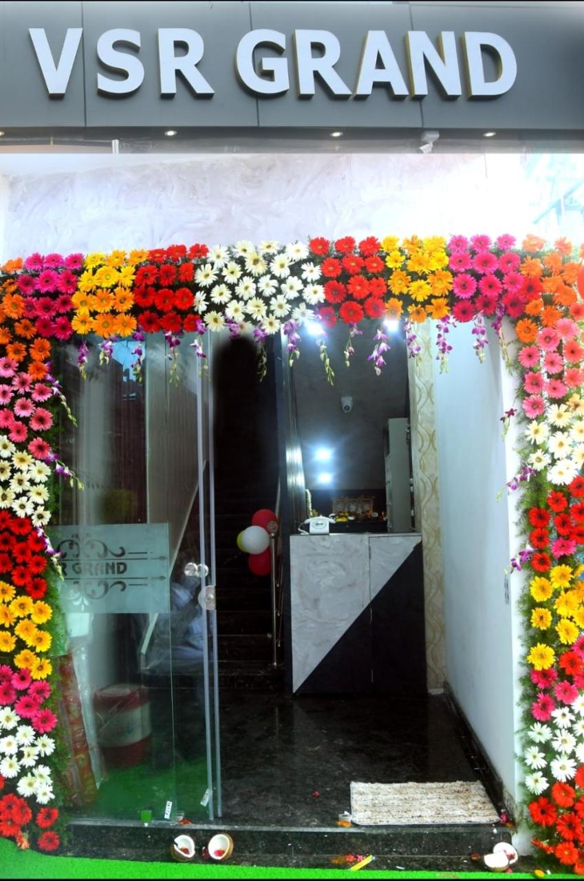 Hotel VSR Grand photo 2
