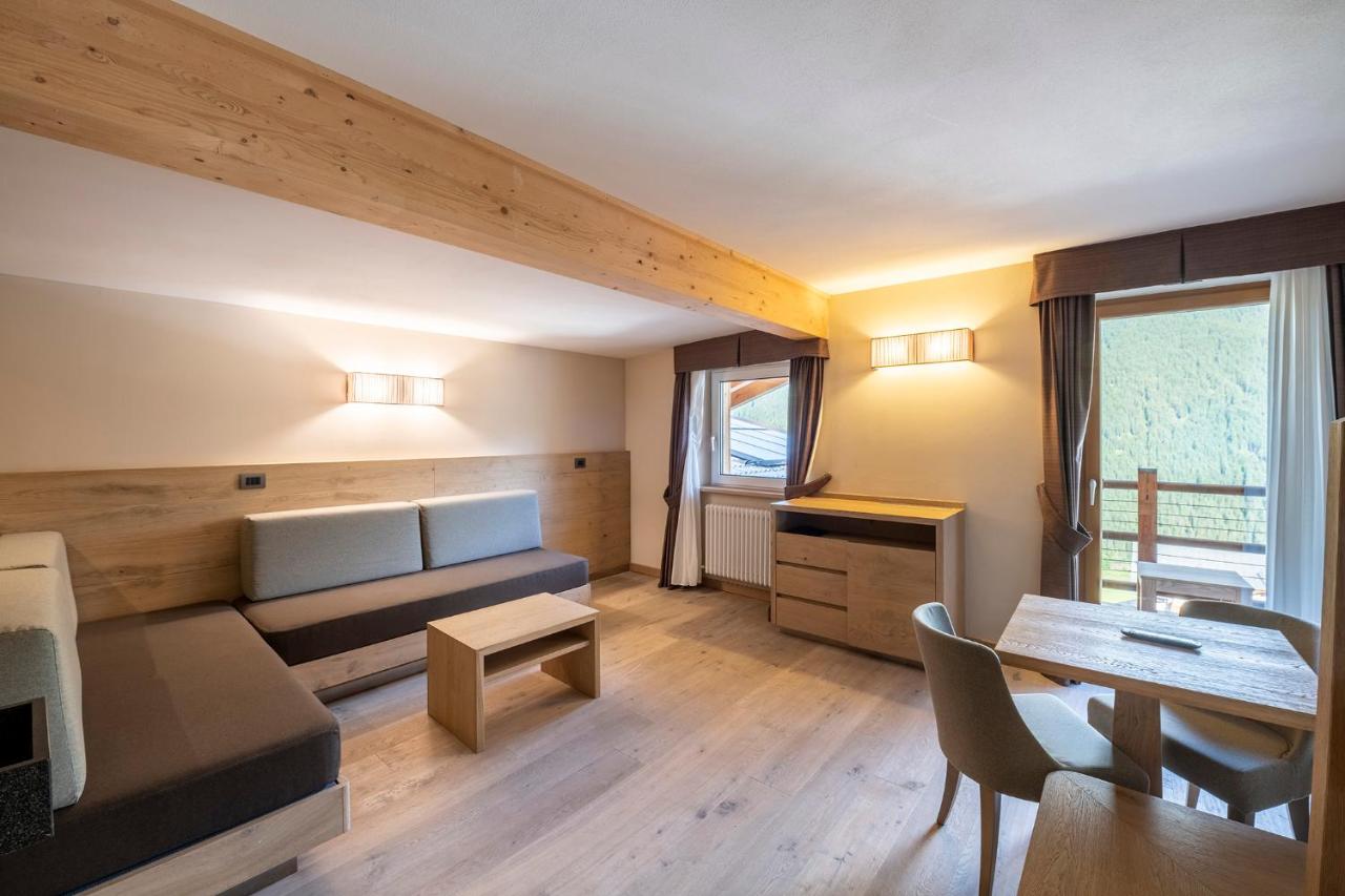Design & Suite Hotel Ciarnadoi - 3