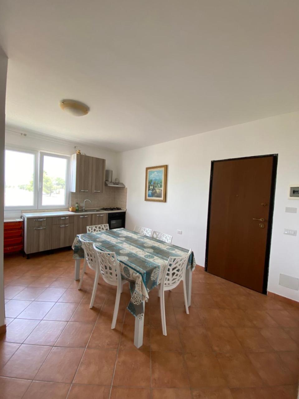 APPARTAMENTO CON 3 CAMERE CON BAGNO INTERNO, CUCINA Sea & Sun 2 - 3