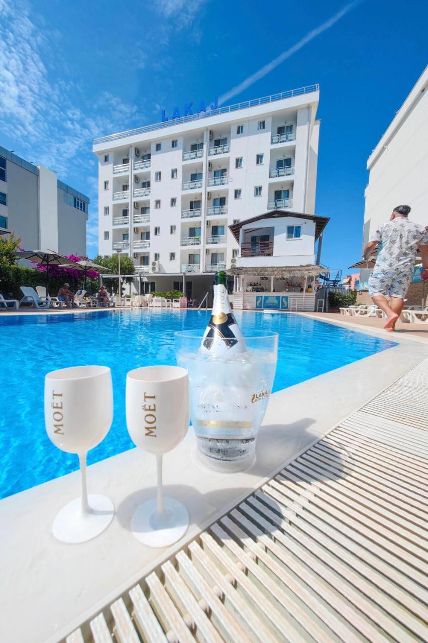 Hotel Lakaj