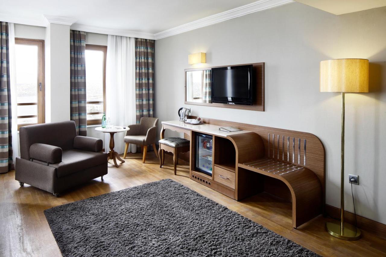 Grand Halic Goldenhorn photo 2