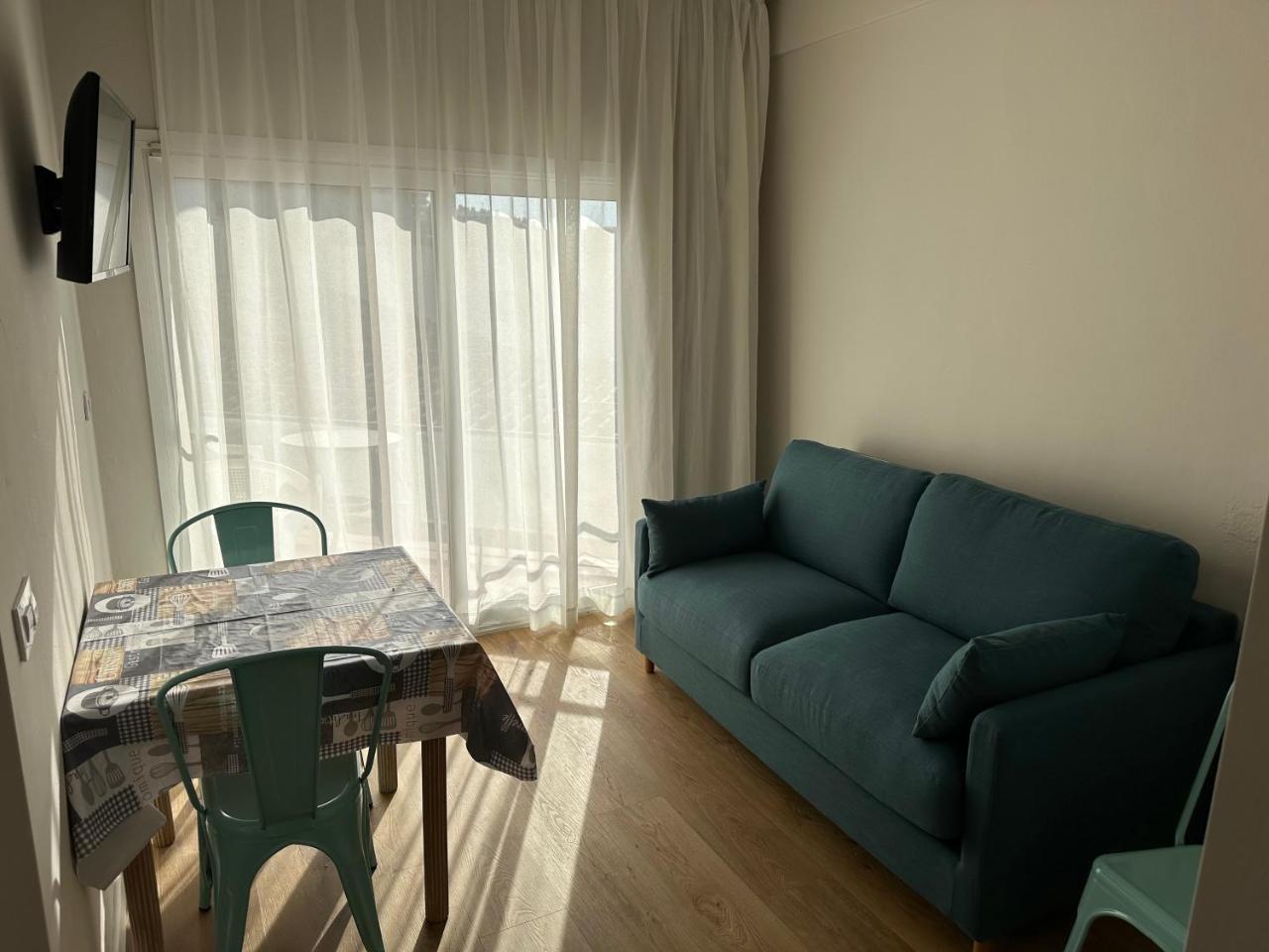 Photo - Aparthotel Els Molins