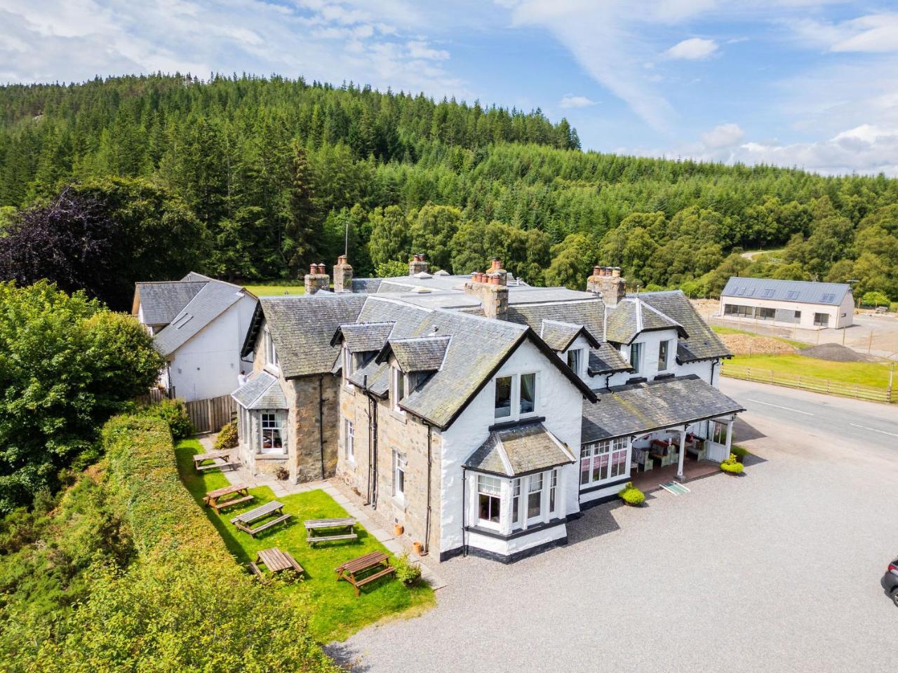 Whitebridge Hotel