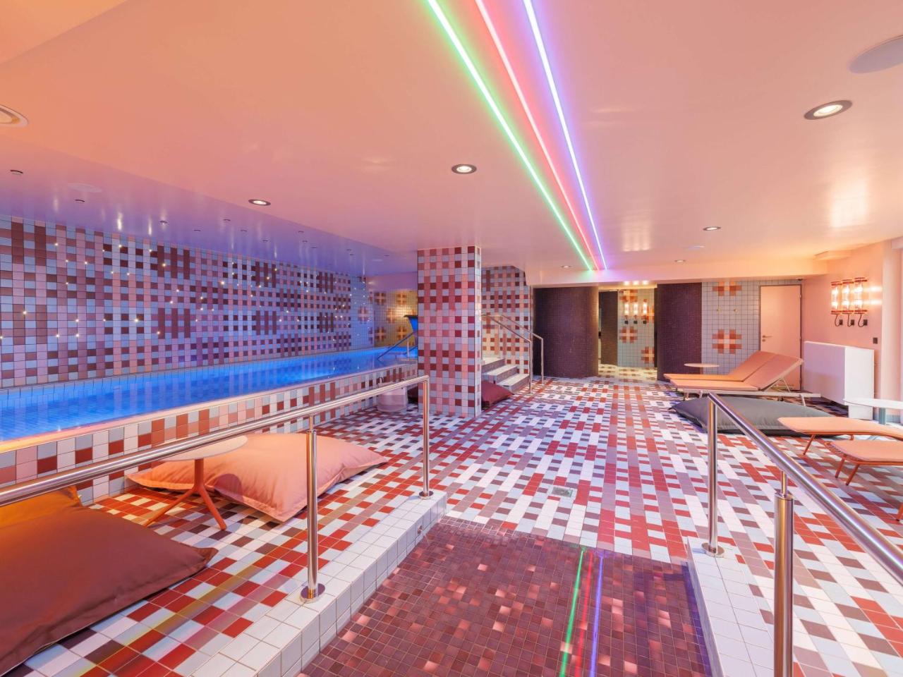 Aiden by Best Western Clermont-Ferrand Hotel & Spa - 4