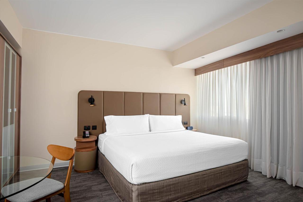 Crowne Plaza Lima - Miraflores by IHG photo 3