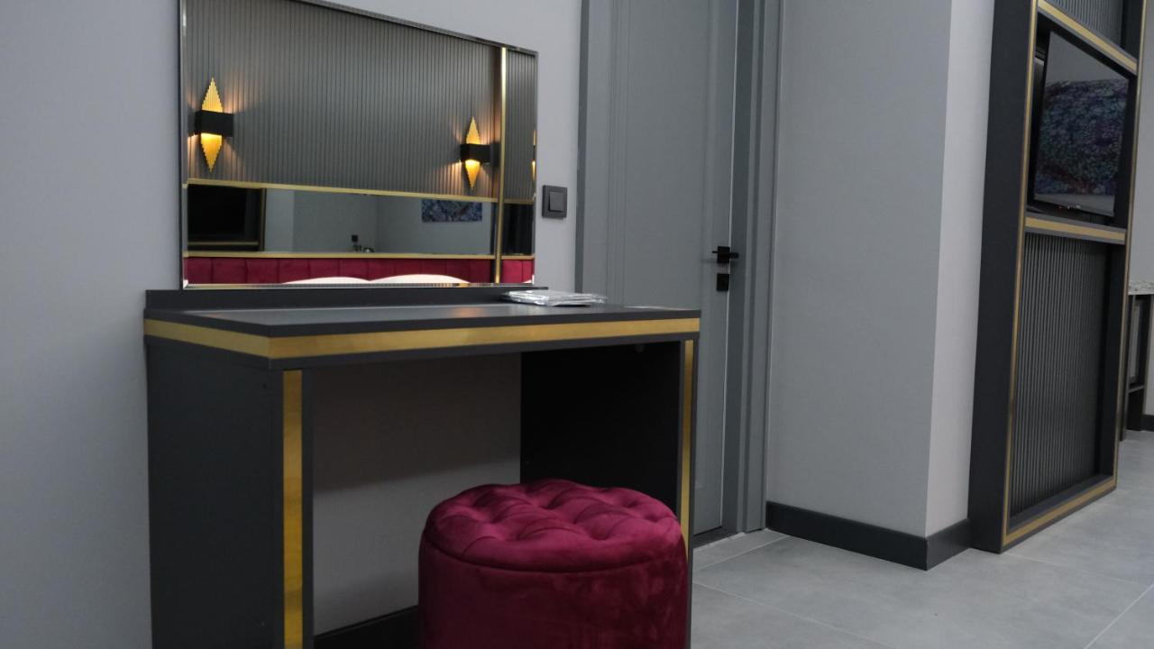 216 Prestige Hotel photo 2