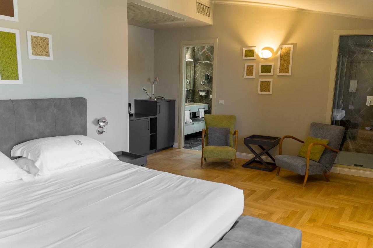 Hotel Villa Paradiso - 2