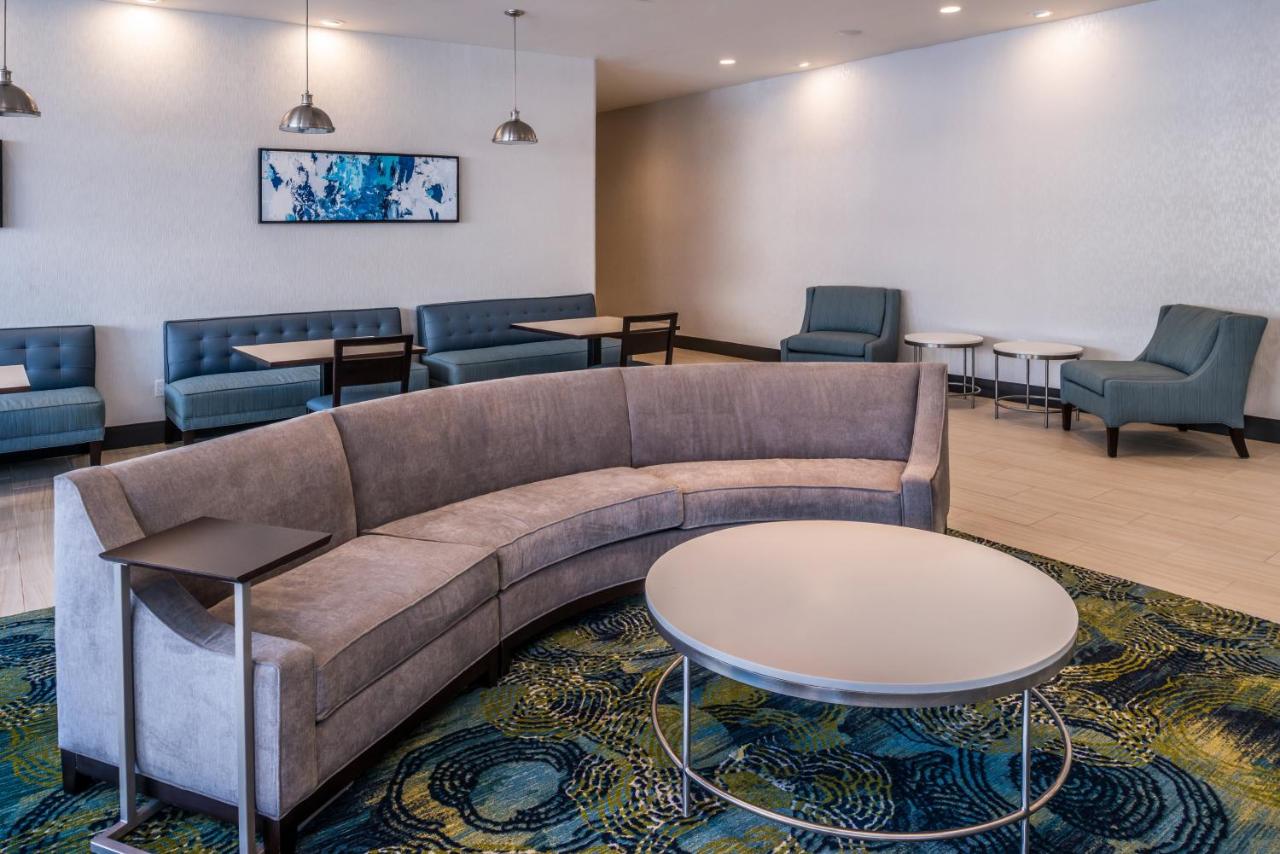 Holiday Inn Detroit Northwest - Livonia By IHG photo 2