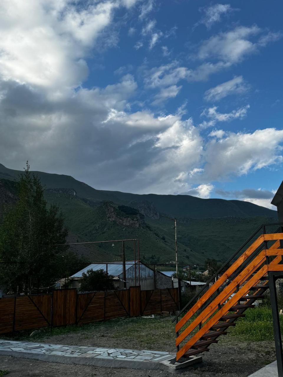Andezit Kazbegi photo 3