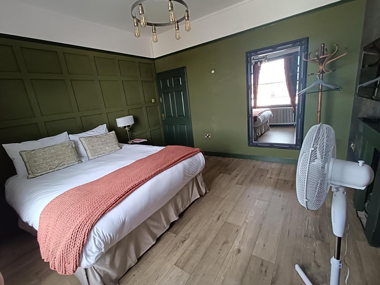 Rooms on The Prom - 4