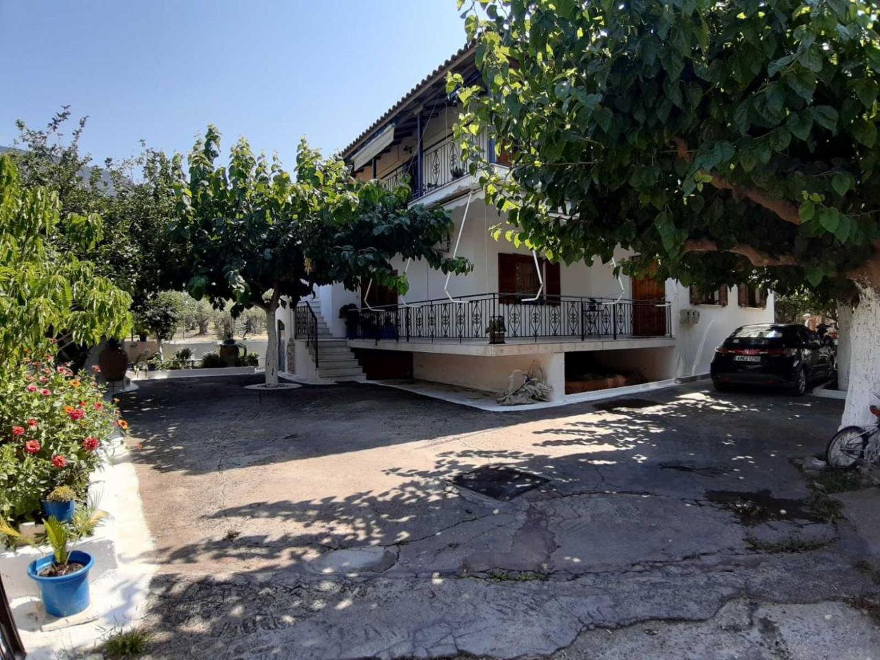 Glyfada's Family Apartment - 2