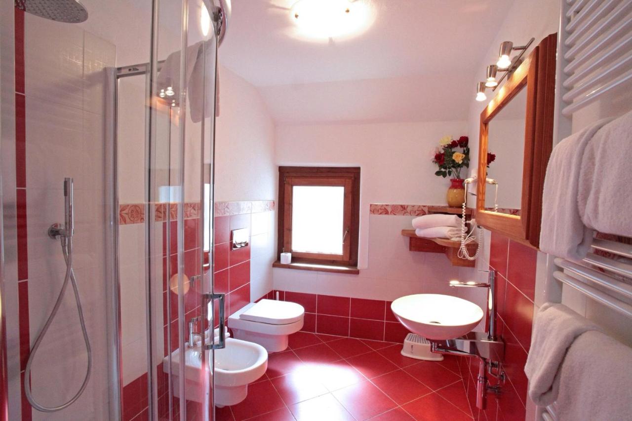 LA PLACETTE - Albergo diffuso e Trattoria photo 2