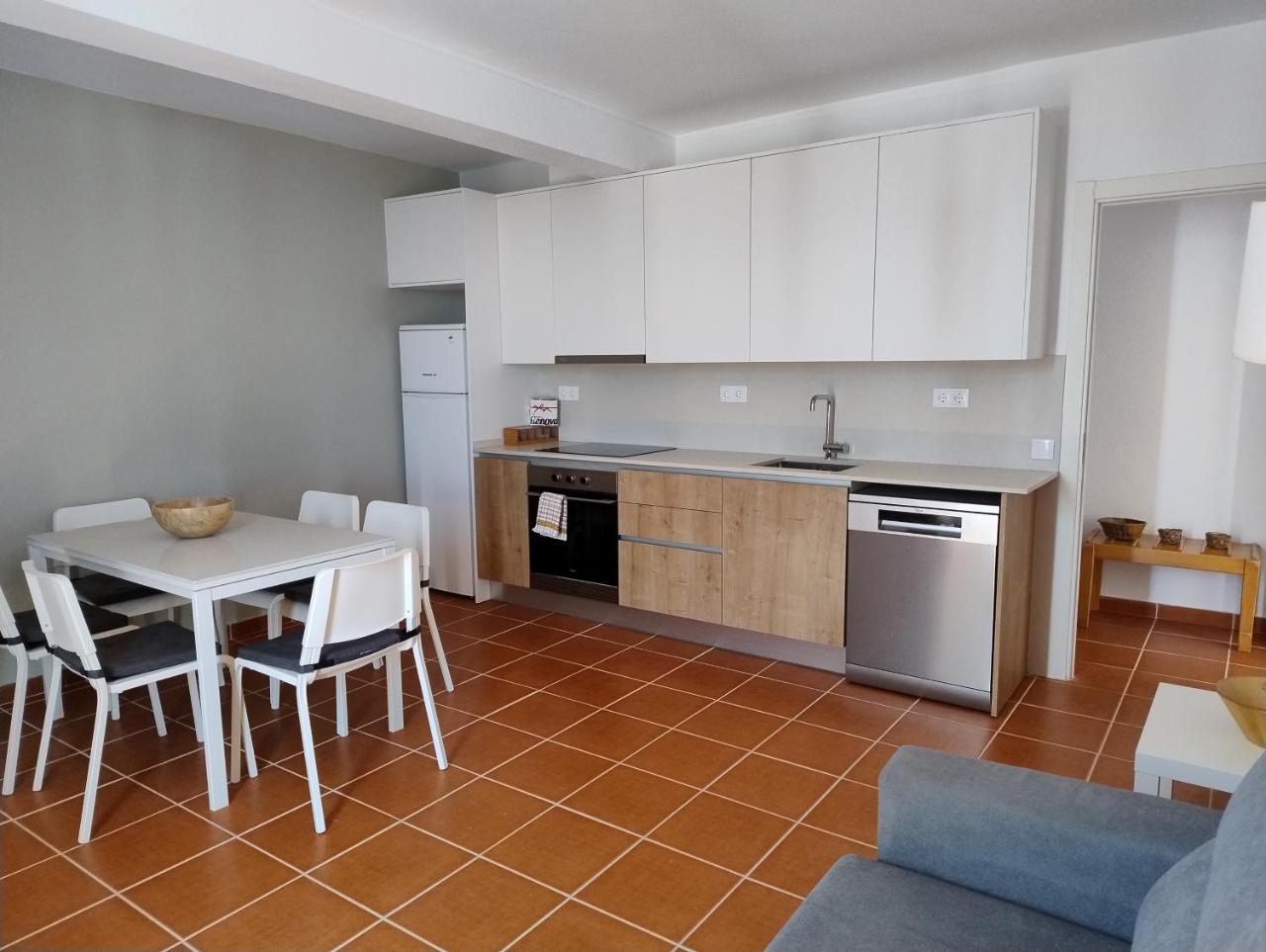 Photo - Bay View Apartments