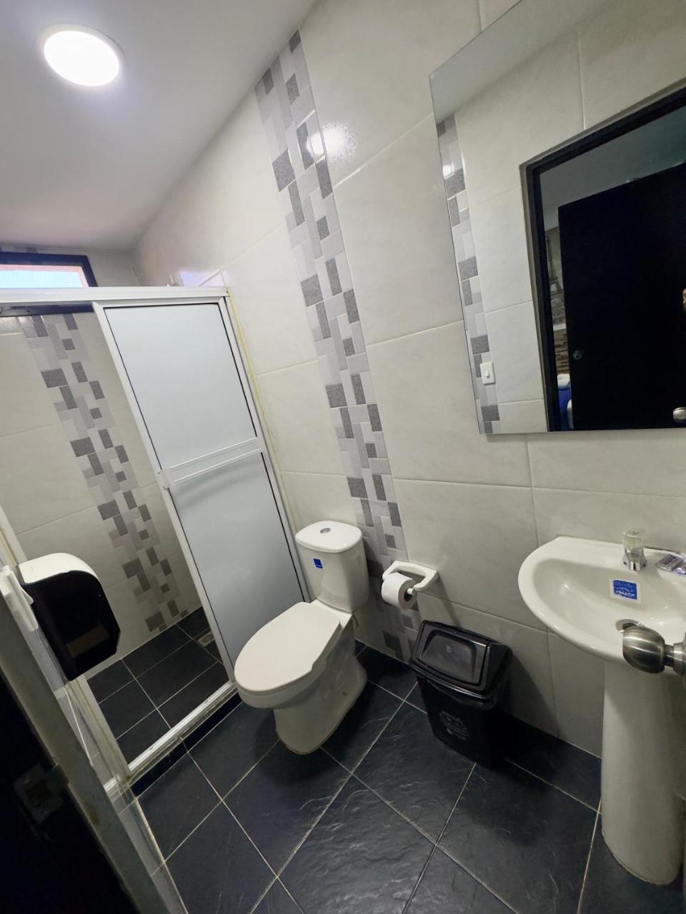 Hotel Select Medellin photo 3